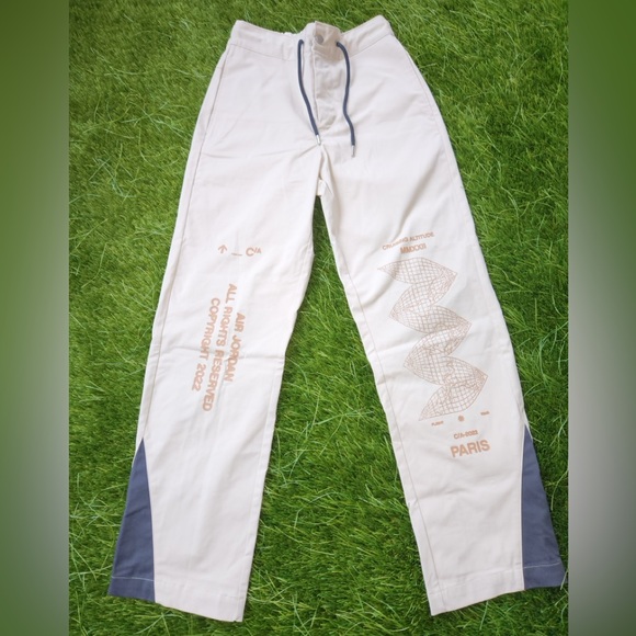 Nike x Jordan Graphic Chino Joggers. NWT. - Picture 3 of 7